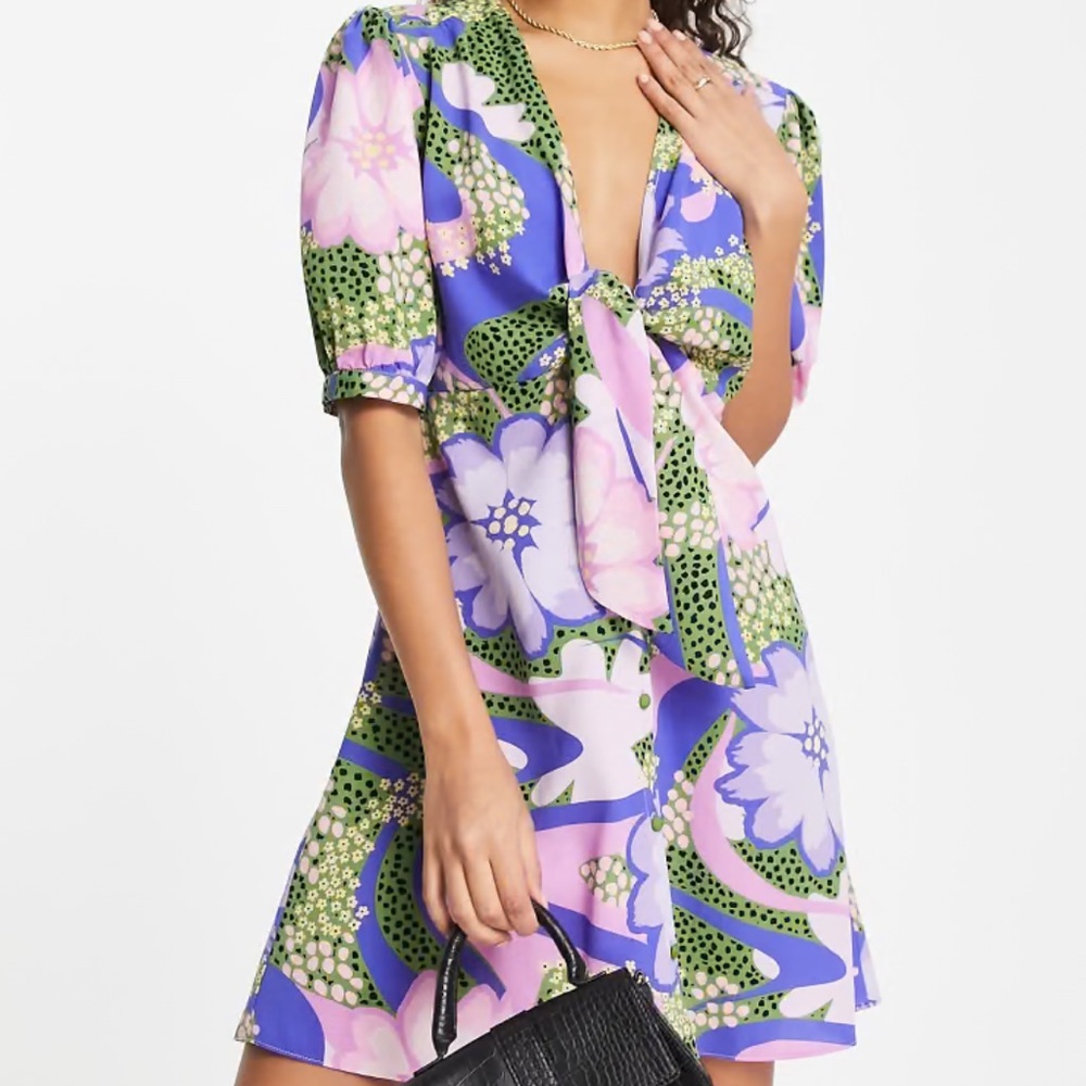 ASOS‎ Tie Front Button Up Mini Dress in Floral Lavender - Picture 10 of 10